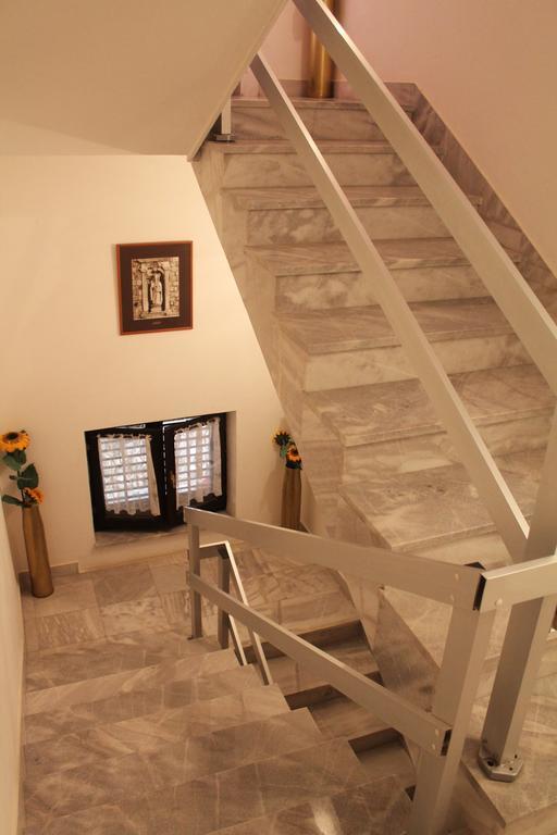 Apartments And Rooms Villa Mir Zaton  Extérieur photo